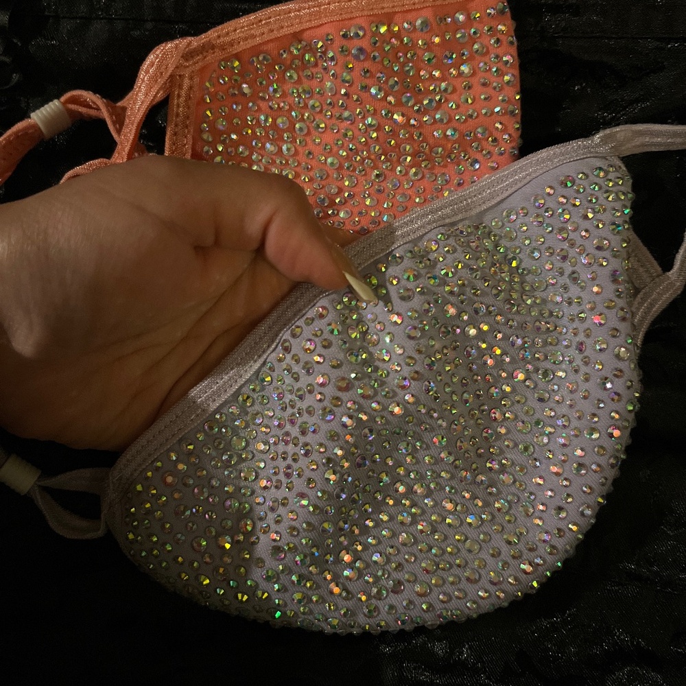 Rhinestone face mask 😷